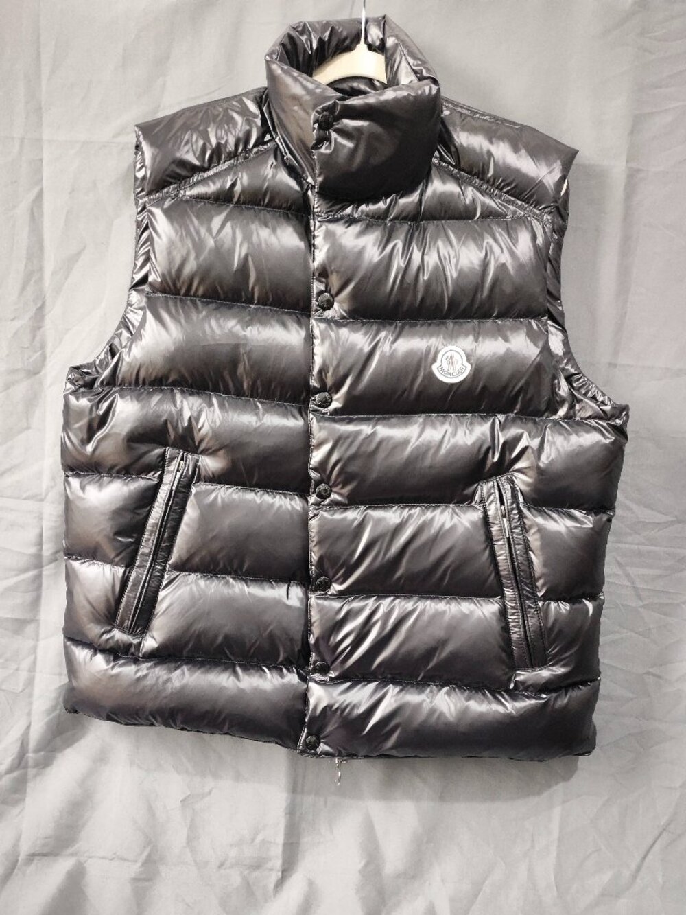 Moncler Black Glossy Stand-Collar Down Vest